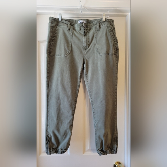 PAIGE jogger style cropped cuff pants - Picture 4 of 7